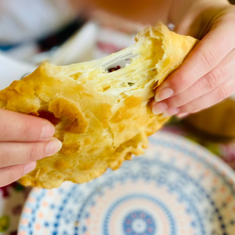 CHeburek_z_sirom.png