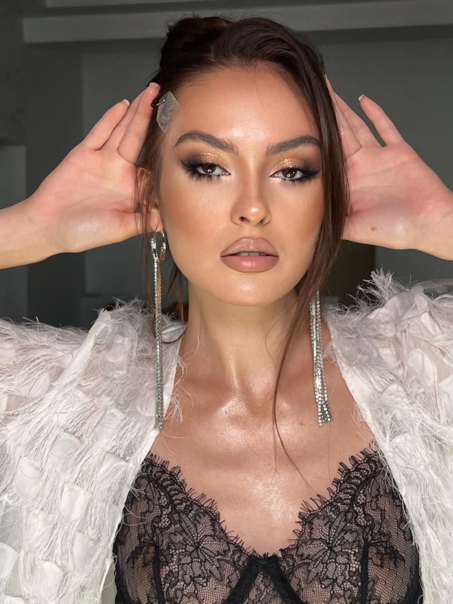 94650b5ffe2aba47652946833b81c353